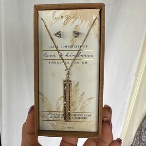 3/$20 💥 14kt Gold Plated Semi Precious Stone Necklace Earrings Jewlery Gift Set